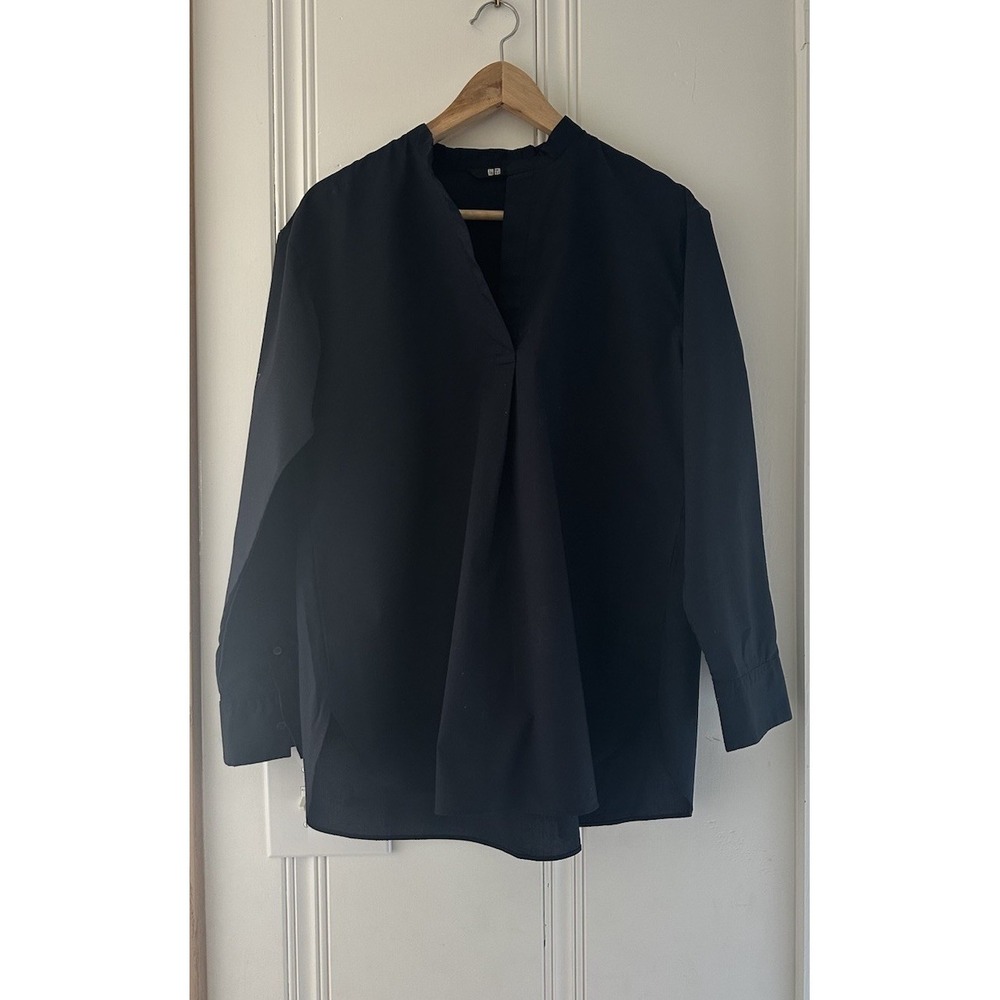 Uniqlo Navy Popover Blouse Womens‎ Small Long Sleeve Minimalist Career Top